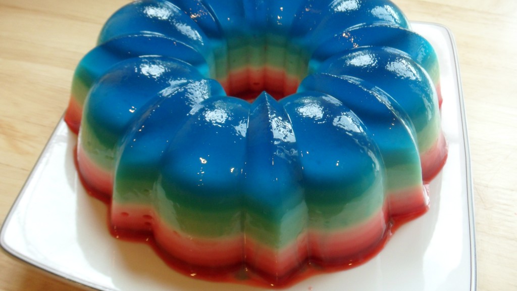 Well Dined | Red, White, and Blue Gradient Jello Mold