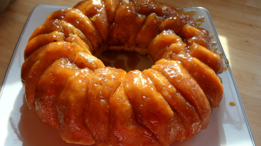 Well Dined | Sticky Bun Ring
