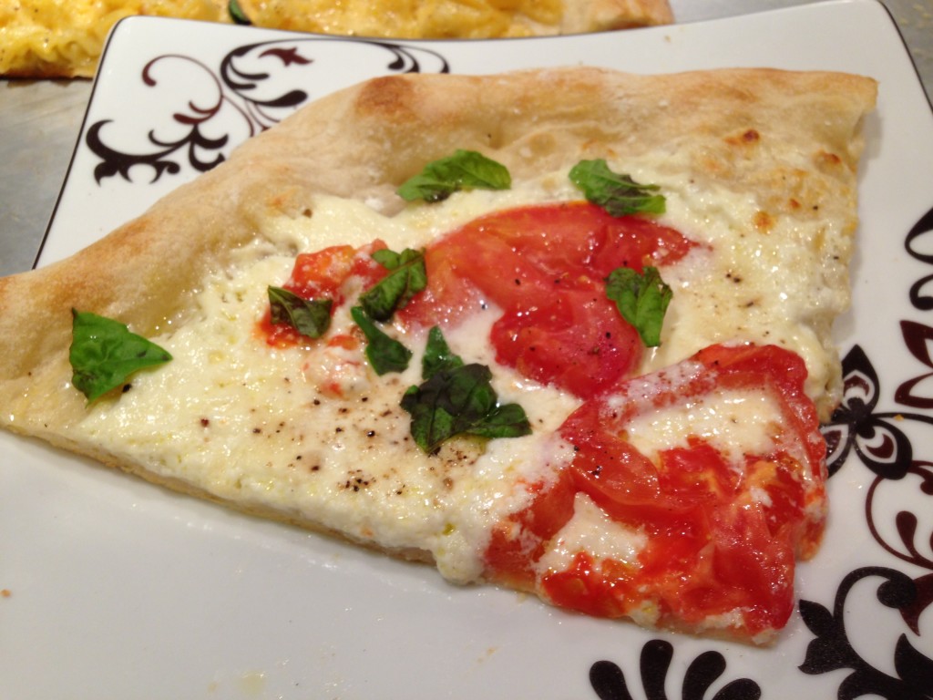 Well Dined | Tomato and Ricotta Pizza