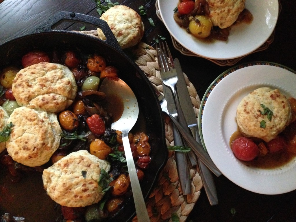 Well Dined | Tomato Cobbler with White Cheddar Biscuits